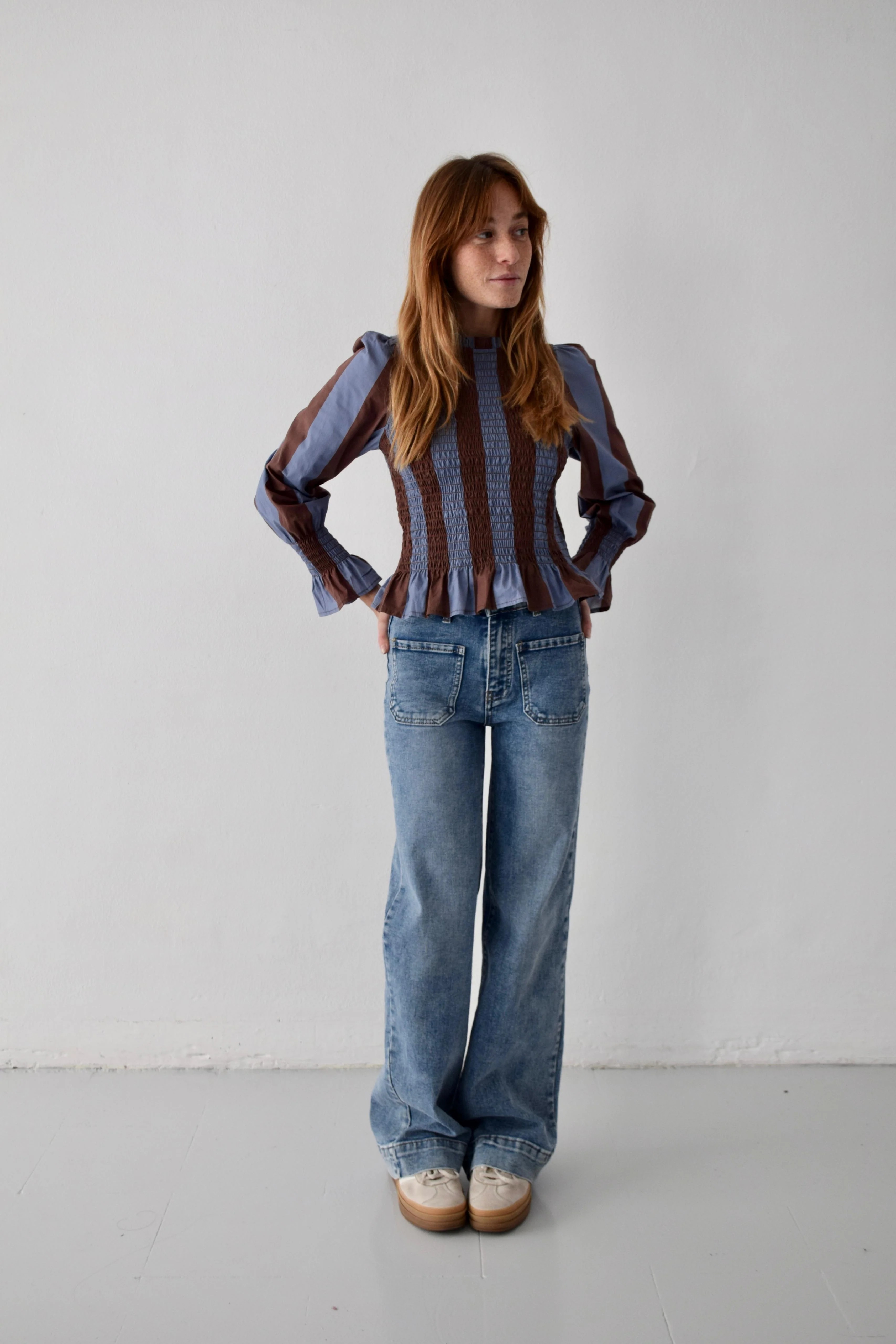 Blusa Chía Rayas Marrón y Azul Marino - Image 5