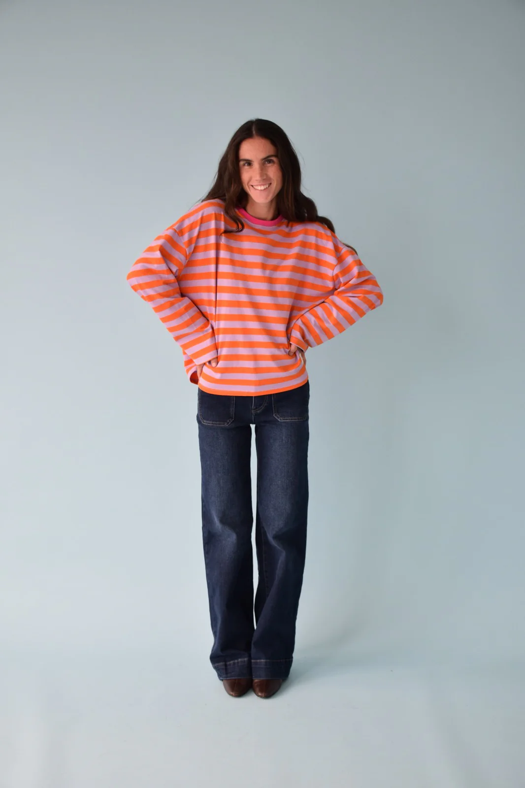 Camiseta Núria Lavanda y Naranja - Image 3