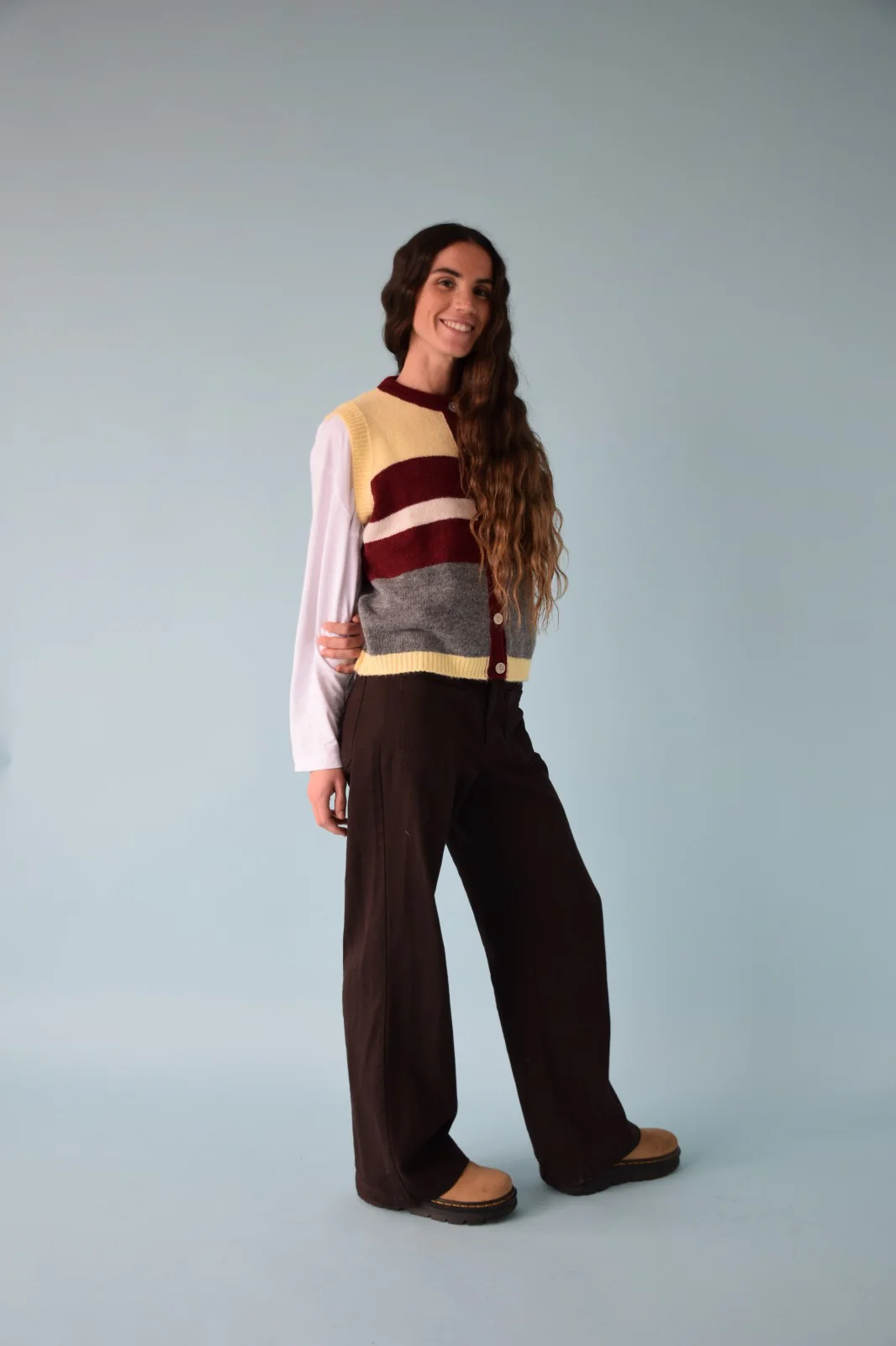 Chaleco Emilia Amarillo y Burgundy - Image 4