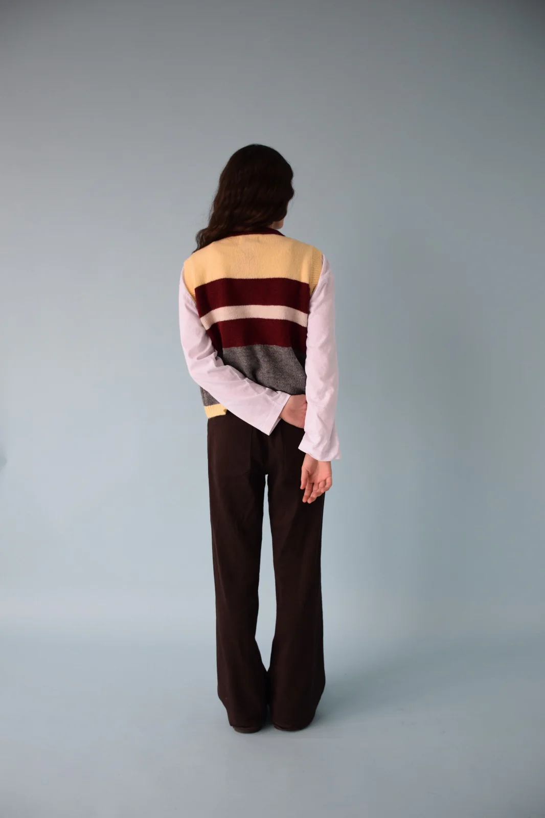 Chaleco Emilia Amarillo y Burgundy - Image 5