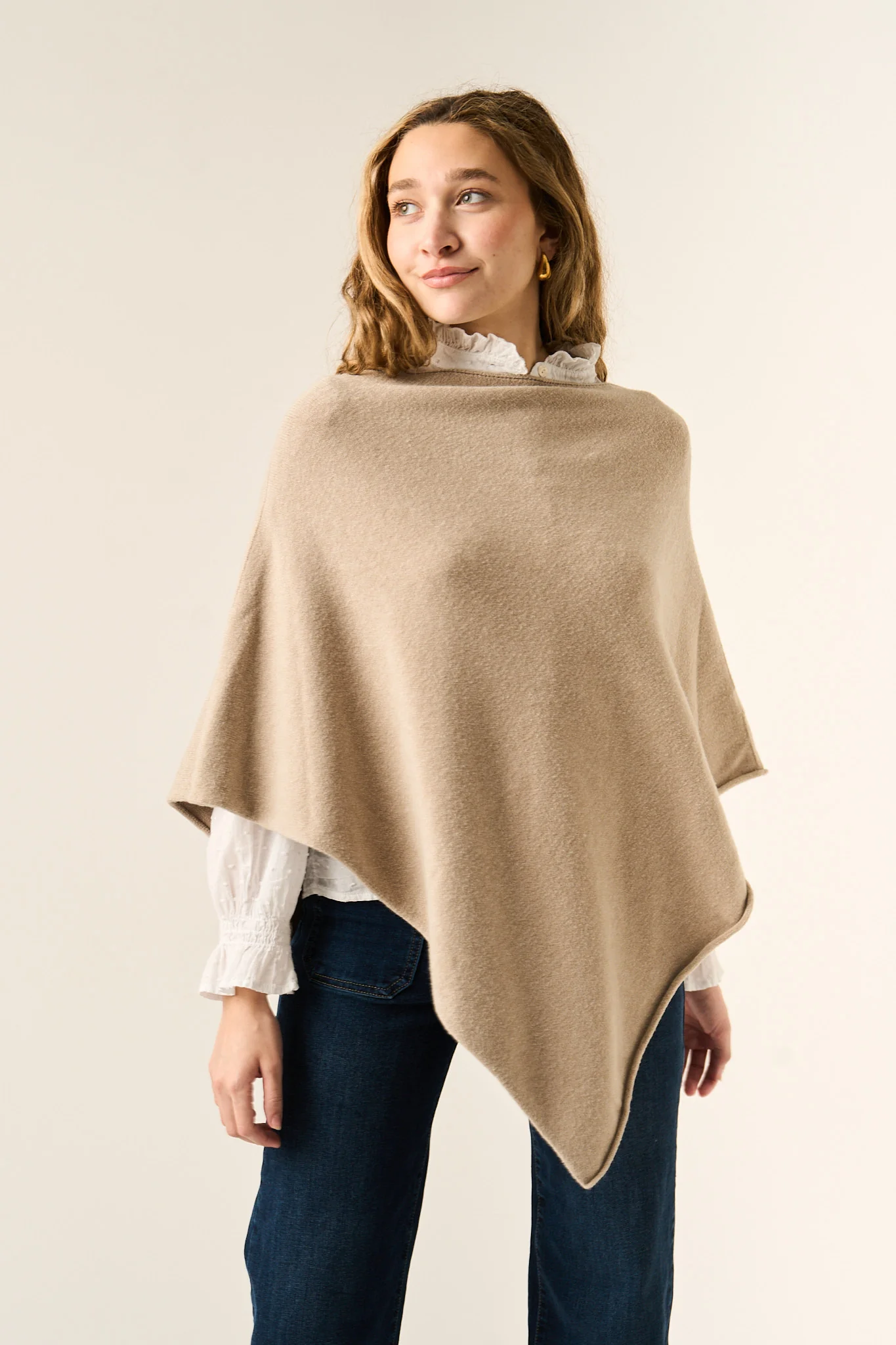Poncho Lena Beige - Image 4
