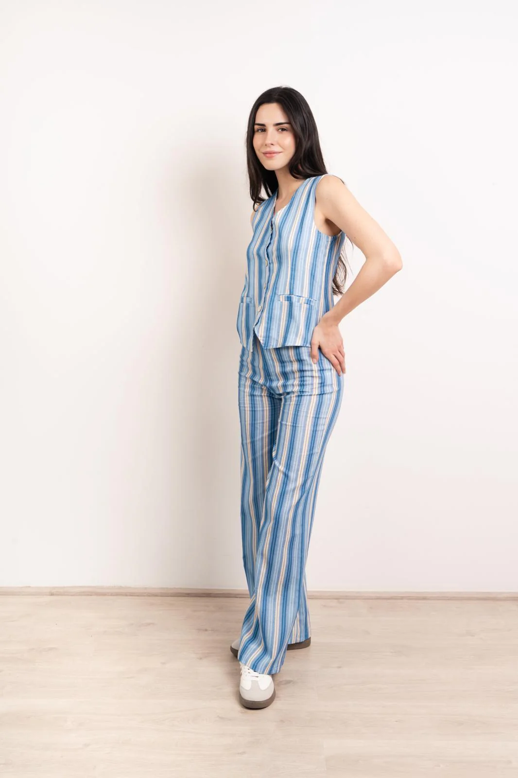 Top Chaleco Ana Azul Lino - Image 6